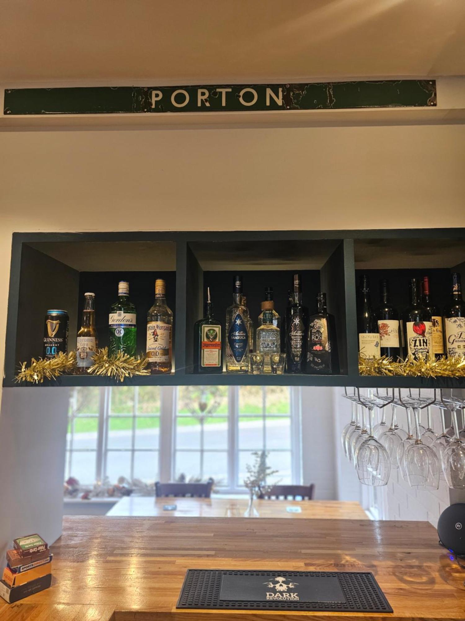 The Old Railway Hotel Porton Экстерьер фото